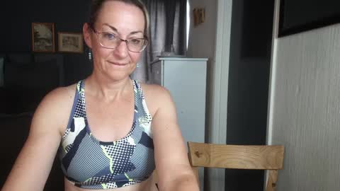 Ningifun couple online show from December 16, 9:24 am