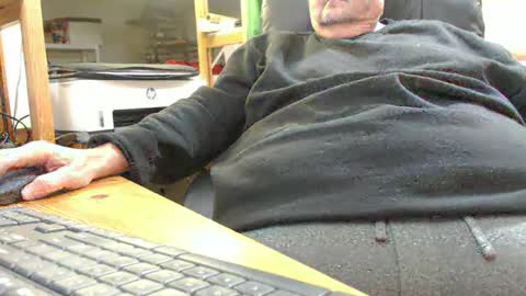 Snapshot of bogbopper50 chatting on January 21, 4:37 pm BigBopper50 online show from January 21, 4:37 pm