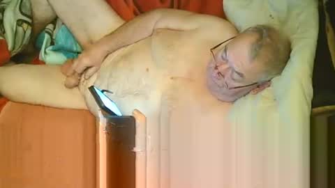 Snapshot of bomber59potsdam chatting on December 26, 4:47 pm Bomber59potsdam online show from December 26, 4:47 pm