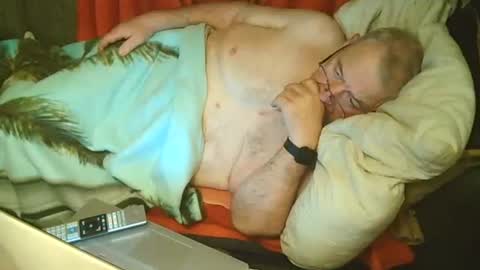 Snapshot of bomber59potsdam chatting on December 27, 7:03 pm Bomber59potsdam online show from December 27, 7:03 pm