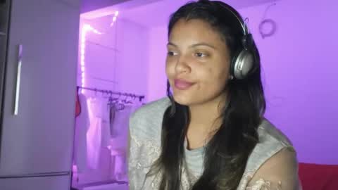 Snapshot of bombomepimenta chatting on December 18, 11:40 pm bombomepimenta online show from December 18, 11:40 pm