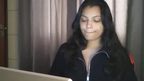 Snapshot of bombomepimenta chatting on November 26, 8:21 pm bombomepimenta online show from November 26, 8:21 pm