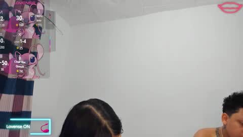 Snapshot of bomburheroes chatting on October 2, 5:03 am bombon y bellota online show from October 2, 5:03 am