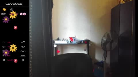 Nell online show from February 9, 8:11 am