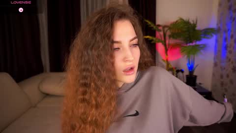 Snapshot of bonniecannon chatting on December 25, 6:09 am Grace online show from December 25, 6:09 am