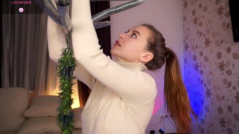 Snapshot of bonniecannon chatting on December 26, 5:26 am Grace online show from December 26, 5:26 am