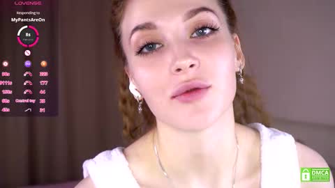 Snapshot of bonniecannon chatting on October 3, 4:20 am Grace online show from October 3, 4:20 am