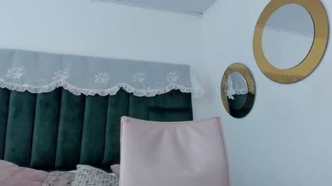   online show from January 19, 2:38 pm