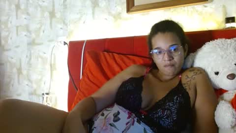 Queen Bon Vivantt online show from January 6, 2:37 am