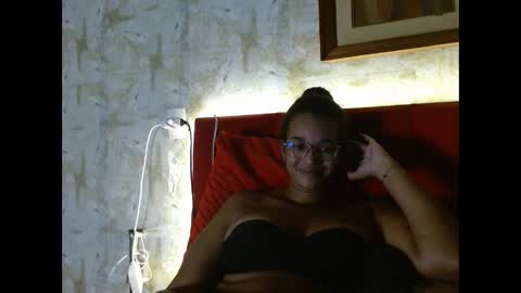 Queen Bon Vivantt online show from January 13, 4:07 am