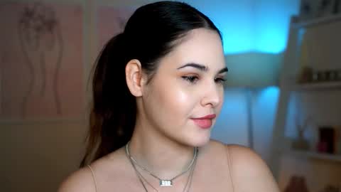 Snapshot of boobyybliss chatting on October 15, 8:25 am boobyybliss online show from October 15, 8:25 am