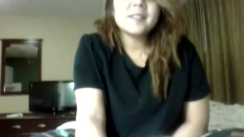 Snapshot of bookishdivya chatting on November 18, 2:06 am Divya online show from November 18, 2:06 am