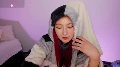 Snapshot of boonie_girl chatting on December 9, 7:39 am Booniee online show from December 9, 7:39 am