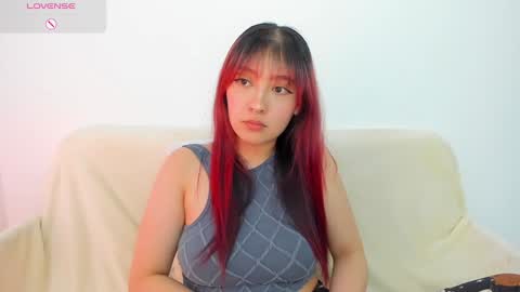 Snapshot of boonie_girl chatting on January 8, 8:06 am Booniee online show from January 8, 8:06 am