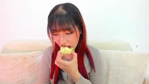 Snapshot of boonie_girl chatting on February 25, 6:03 am Booniee online show from February 25, 6:03 am