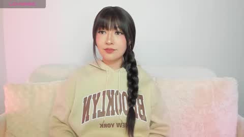 Snapshot of boonie_girl chatting on November 4, 3:27 am Booniee online show from November 4, 3:27 am