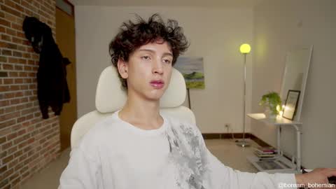 Snapshot of boream_ chatting on October 6, 12:35 pm Bream online show from October 6, 12:35 pm