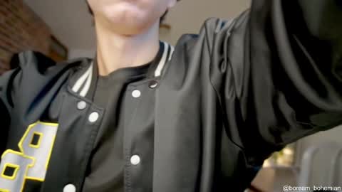 Snapshot of boream_ chatting on October 8, 11:08 am Bream online show from October 8, 11:08 am