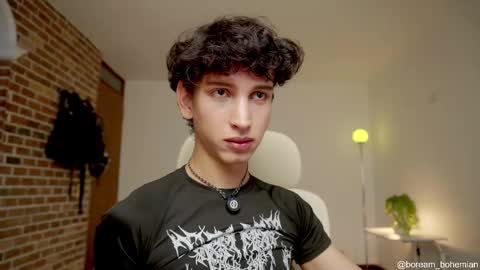 Snapshot of boream_ chatting on October 14, 11:11 am Bream online show from October 14, 11:11 am