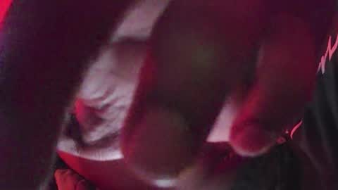 Snapshot of boss_playa98 chatting on October 19, 10:27 am boss_playa98 online show from October 19, 10:27 am