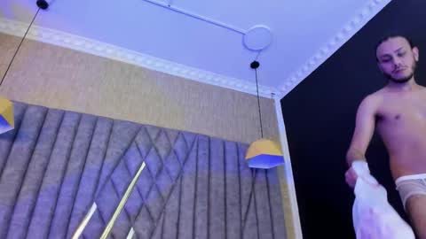 Boss online show from November 12, 3:18 am