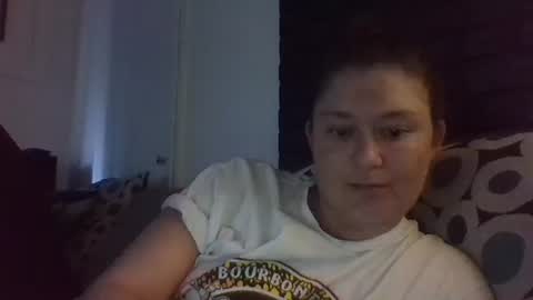 Snapshot of bossy_b1018 chatting on November 7, 7:14 pm bossy_b1018 online show from November 7, 7:14 pm