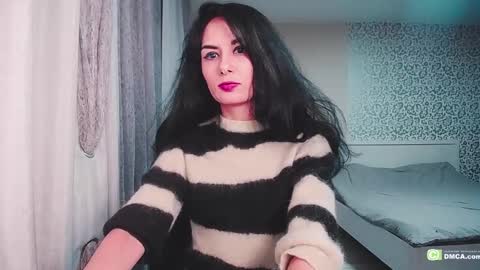 Helen  online show from December 4, 2:37 pm