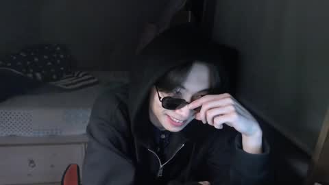 Snapshot of boxman556990 chatting on December 5, 8:44 pm boxman556990 online show from December 5, 8:44 pm