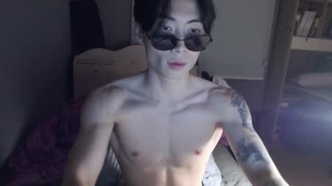 Snapshot of boxman556990 chatting on January 23, 7:29 pm boxman556990 online show from January 23, 7:29 pm