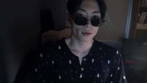 Snapshot of boxman556990 chatting on February 4, 4:26 am boxman556990 online show from February 4, 4:26 am