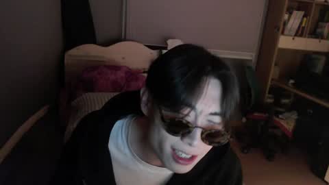 Snapshot of boxman556990 chatting on February 12, 8:40 pm boxman556990 online show from February 12, 8:40 pm