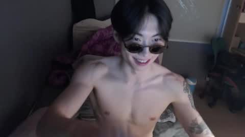 Snapshot of boxman556990 chatting on February 22, 7:34 am boxman556990 online show from February 22, 7:34 am