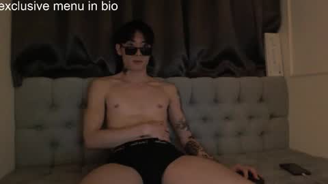 Snapshot of boxman556990 chatting on November 18, 5:06 pm boxman556990 online show from November 18, 5:06 pm