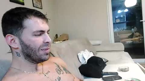 Snapshot of boy_aroundtheworld chatting on October 23, 5:33 pm Dan online show from October 23, 5:33 pm