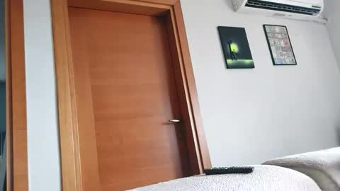 Snapshot of boy_aroundtheworld chatting on October 26, 1:39 pm Dan online show from October 26, 1:39 pm