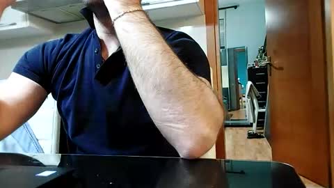 Snapshot of boy_aroundtheworld chatting on November 24, 3:45 pm Dan online show from November 24, 3:45 pm