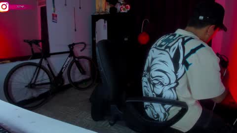 boy_nauthy online show from February 8, 5:40 am