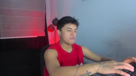 Snapshot of boylatin_777 chatting on December 27, 3:09 am miguel online show from December 27, 3:09 am