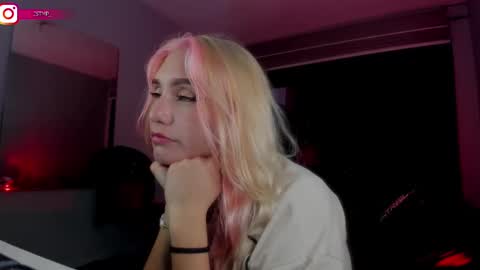 Snapshot of boylatin_777 chatting on February 20, 5:01 am miguel online show from February 20, 5:01 am