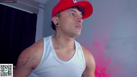 Snapshot of boylatin_777 chatting on September 17, 4:58 am miguel online show from September 17, 4:58 am