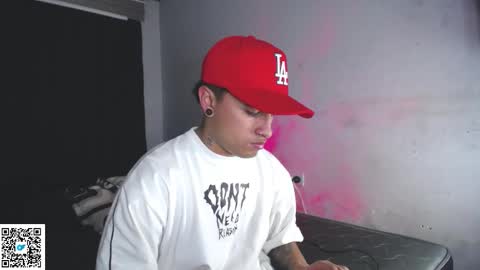 Snapshot of boylatin_777 chatting on September 18, 6:26 am miguel online show from September 18, 6:26 am