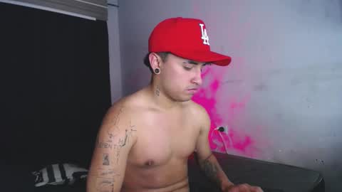 Snapshot of boylatin_777 chatting on September 18, 10:56 pm miguel online show from September 18, 10:56 pm