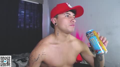 Snapshot of boylatin_777 chatting on September 19, 1:23 pm miguel online show from September 19, 1:23 pm