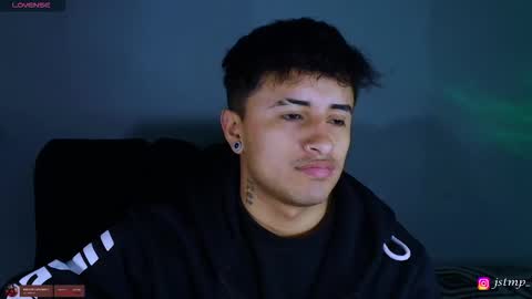 Snapshot of boylatin_777 chatting on November 7, 3:45 pm miguel online show from November 7, 3:45 pm