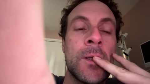 Snapshot of boysetsfire34 chatting on February 4, 8:49 pm boysetsfire34 online show from February 4, 8:49 pm