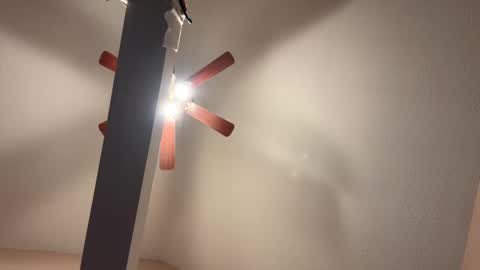 Snapshot of boysetsfire34 chatting on February 17, 5:04 am boysetsfire34 online show from February 17, 5:04 am