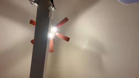 Snapshot of boysetsfire34 chatting on February 19, 11:46 pm boysetsfire34 online show from February 19, 11:46 pm