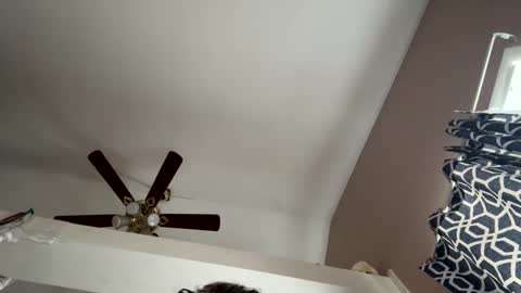 Snapshot of boysetsfire34 chatting on February 28, 9:44 pm boysetsfire34 online show from February 28, 9:44 pm