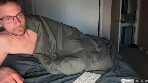 Snapshot of boysetsfire34 chatting on September 29, 11:15 am boysetsfire34 online show from September 29, 11:15 am