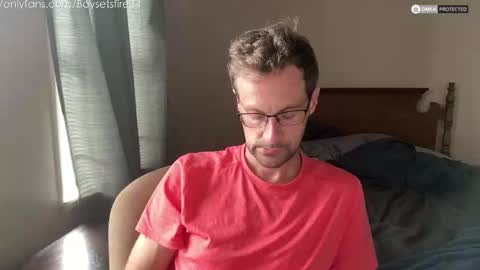 Snapshot of boysetsfire34 chatting on October 6, 7:33 pm boysetsfire34 online show from October 6, 7:33 pm